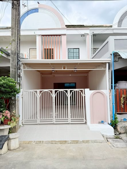 ปิดการขาย หมู่บ้านมารวย1