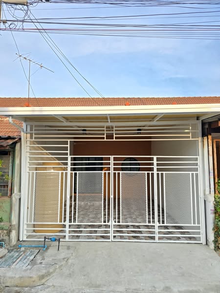 ปิดการขาย หมู่บ้านธราดล (ชั้นครึ่ง) /104